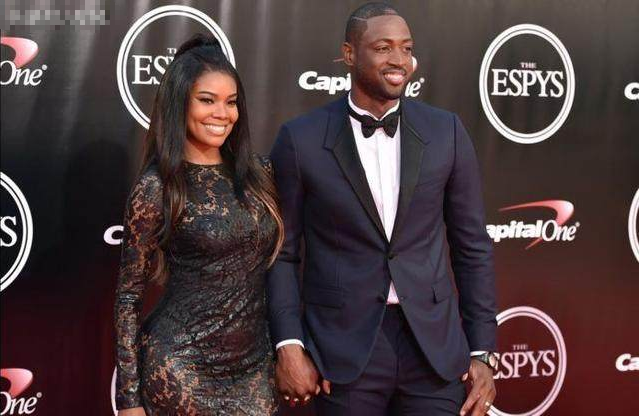 国米稳居榜首优势不断扩大（国米领跑积分榜，领先优势持续扩大）