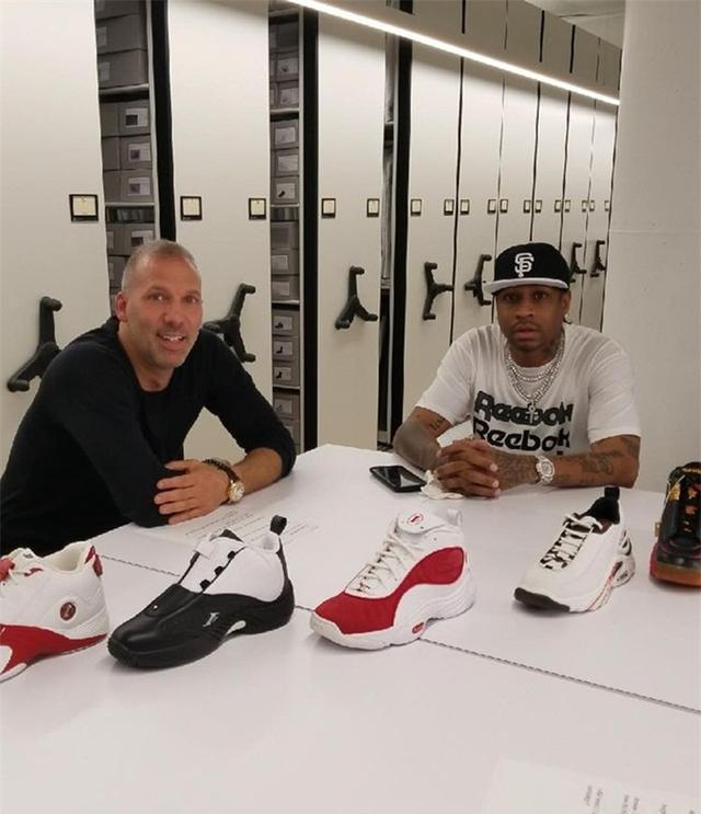 发生什么了？尼日利亚主帅和民主刚果主帅在赛后互相推搡（赛后爆发冲突：尼日利亚与刚果（金）主帅互相推搡）