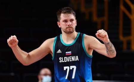 NBA季后赛焦点比赛精彩瞬间（NBA季后赛焦点大战高光时刻）