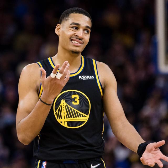 有父亲的风范吗？梅西小儿子西罗在迈阿密U8比赛中任意球破门（梅西幼子西罗迈阿密U8赛任意球破门，被指颇有父亲风采）