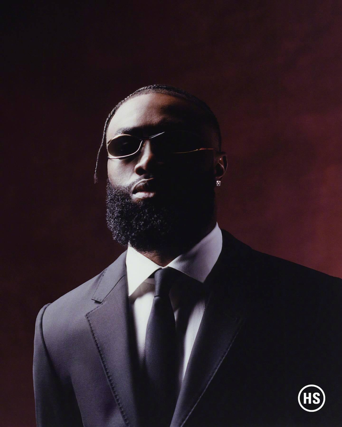 亚泰0比4国安-赛后复盘（国安4-0完胜亚泰：赛后复盘）