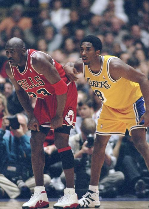 足球运动员转打篮球可能吗？（足球运动员改行打篮球可行吗？）